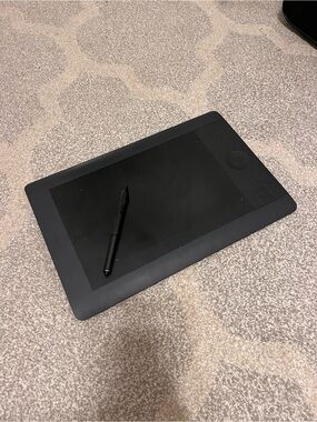 Wacom intuos 5 touch medium pen tablet PTH-650